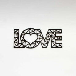 Stenska dekoracija napis LOVE